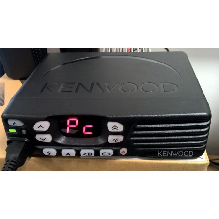 Kenwood TK-D840 analoogne/digitaalne (DMR) professionaalne raadiosaatja